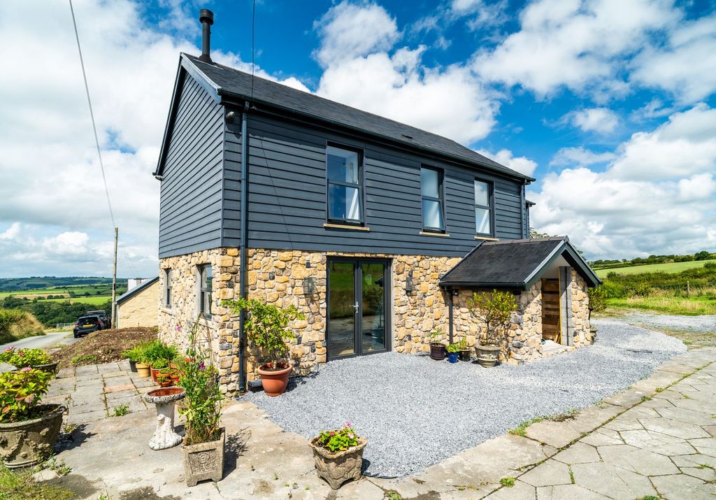 Additional image 2 of 4 bed detached house for saleEfail Y Banc, Rhydargaeau Road, Carmarthen SA32
