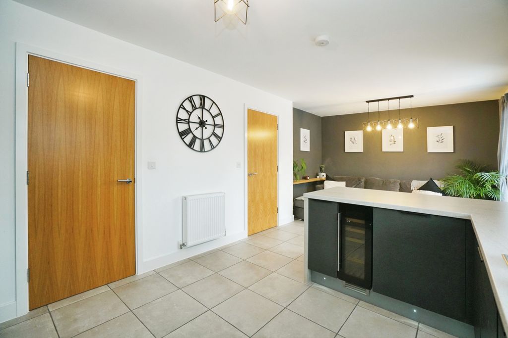 Additional image 6 of 5 bed detached house for saleRyeback Close, Burton-On-Trent DE15