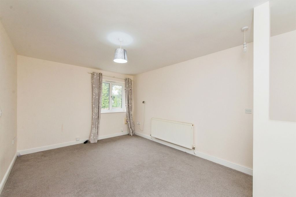 Additional image 2 of 2 bed maisonette for saleElizabeth Drive, Castleford WF10