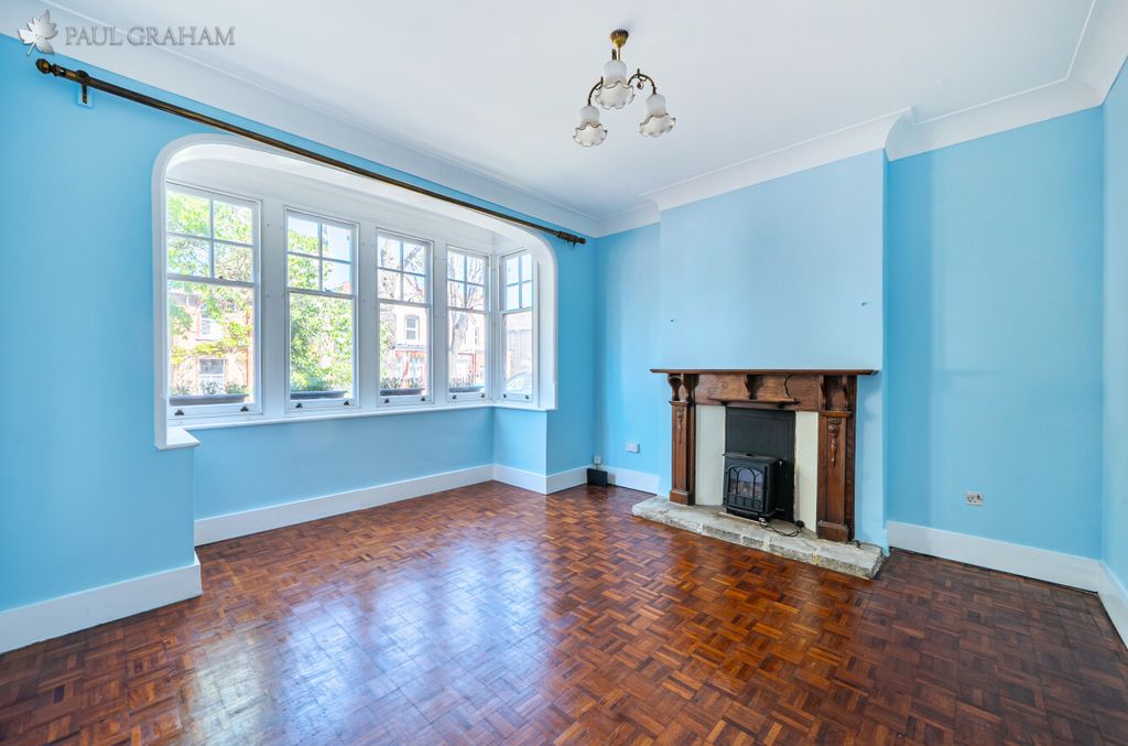 Additional image 2 of 4 bed semi-detached house for saleGrosvenor Avenue, Carshalton SM5