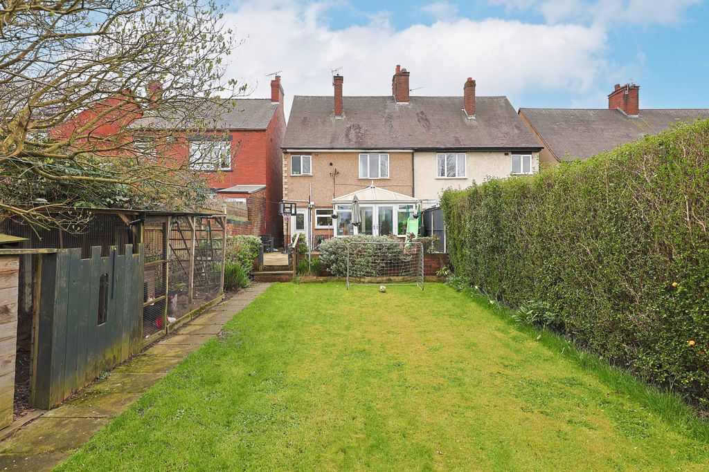 Additional image 2 of 3 bed semi-detached house for saleAvenue Road, Whittington Moor, Chesterfield S41