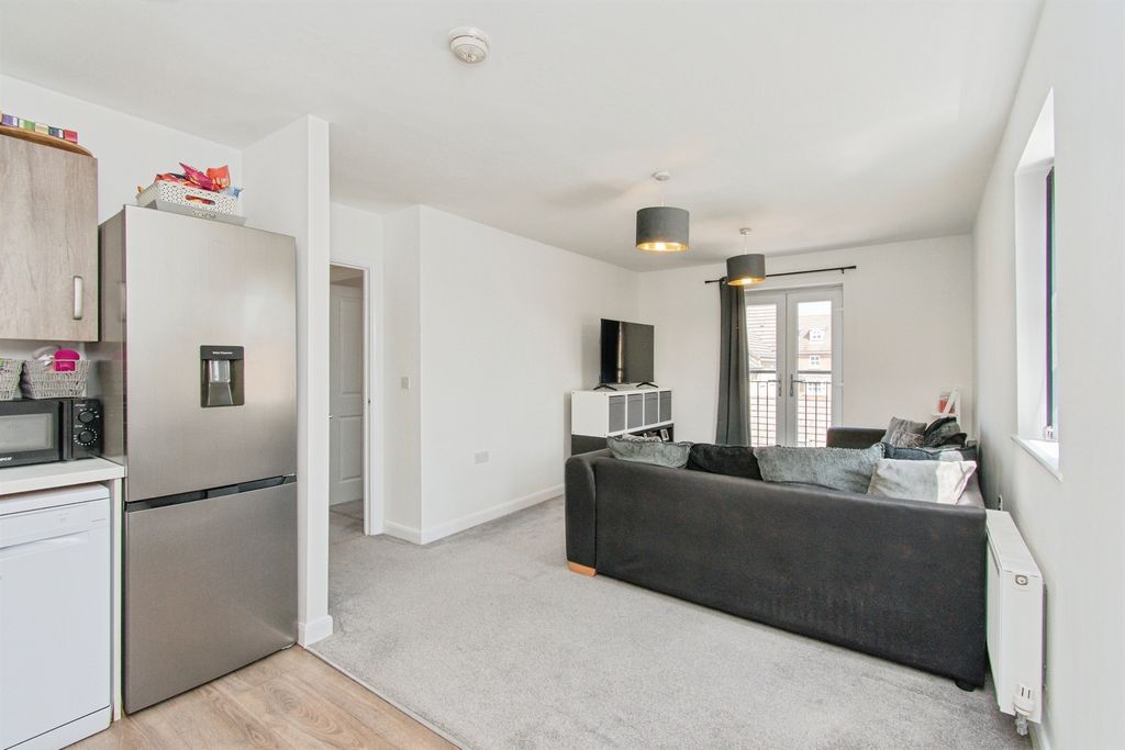 Additional image 5 of 2 bed flat for saleKitson Road, Castleford WF10