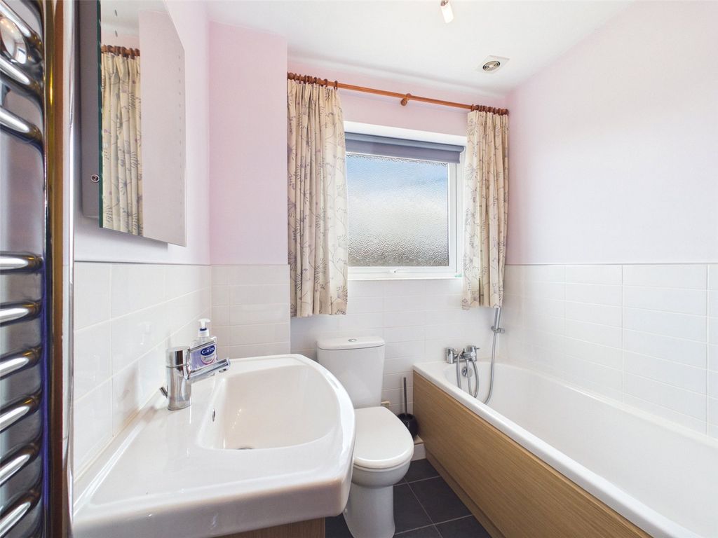Additional image 18 of 5 bed semi-detached house for saleBeech Road, Chinnor, Oxfordshire OX39