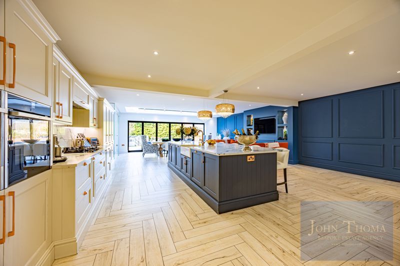 Additional image 2 of 5 bed detached house for saleTomswood Road, Chigwell IG7