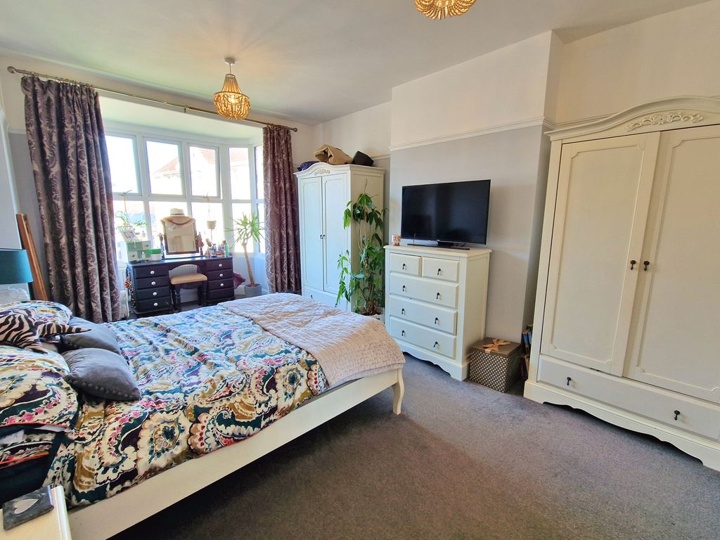 Additional image 17 of 6 bed semi-detached house for saleLougher Gardens, Porthcawl CF36