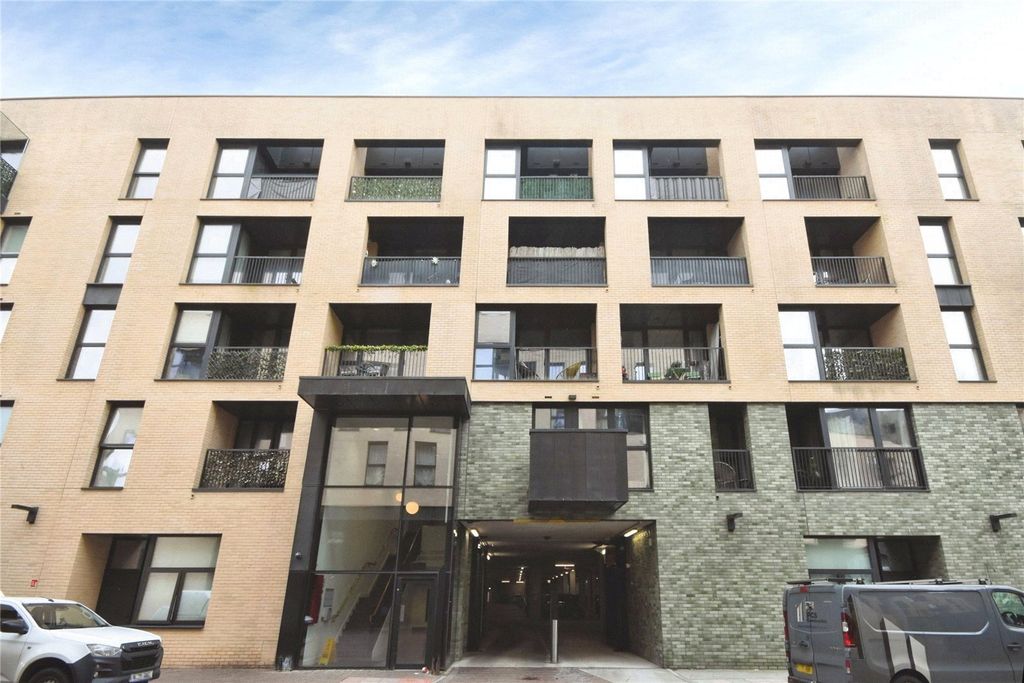 Additional image 14 of 2 bed maisonette for saleBurgess Springs, Chelmsford, Essex CM1