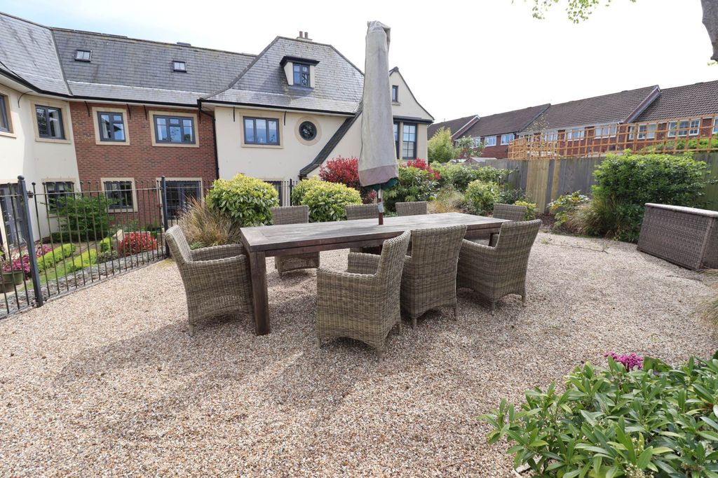 Additional image 8 of 1 bed flat for saleFleur De Lis, Marlborough SN8