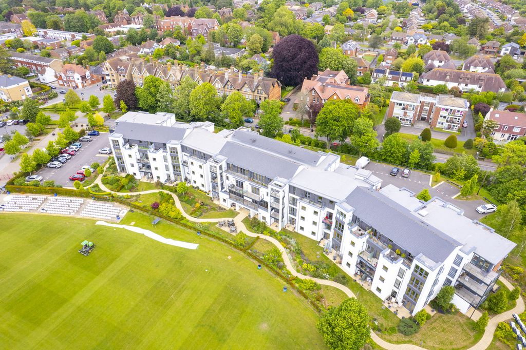 Additional image 2 of 2 bed flat for saleKeepers Close, Canterbury CT1