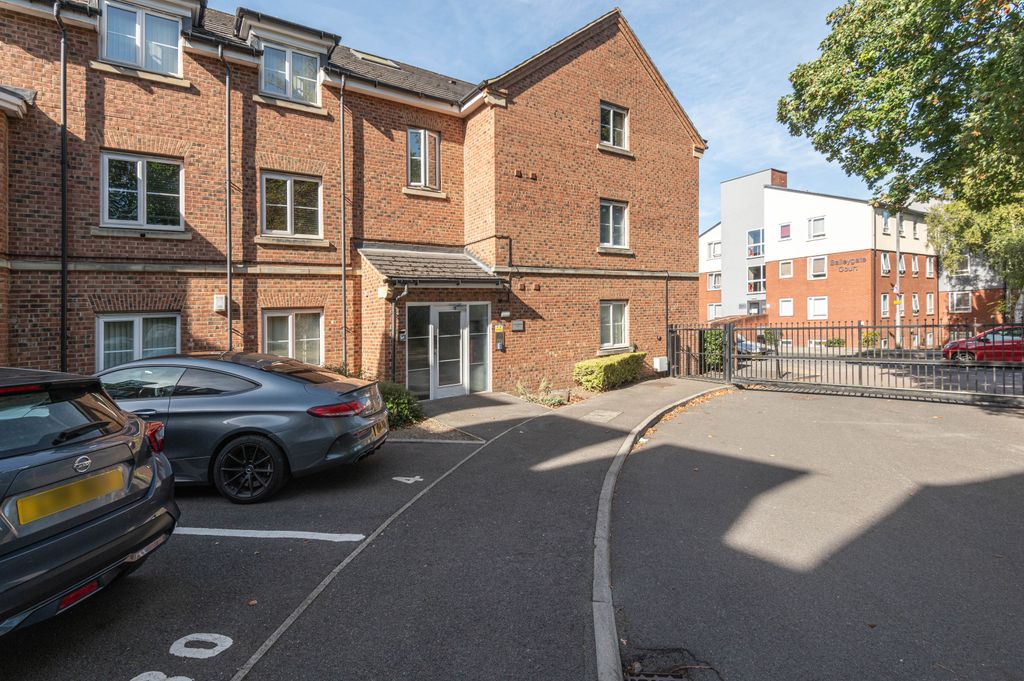 Additional image 15 of 2 bed flat for saleCastle Grove, Pontefract WF8