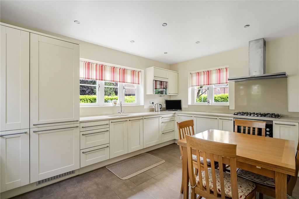 Additional image 5 of 3 bed detached house for saleHernes Oak, Chinnor, Oxfordshire OX39
