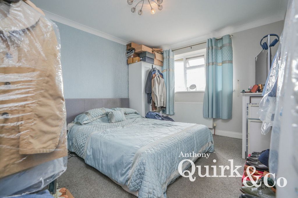 Additional image 15 of 4 bed detached house for saleBeach House Gardens, Canvey Island SS8