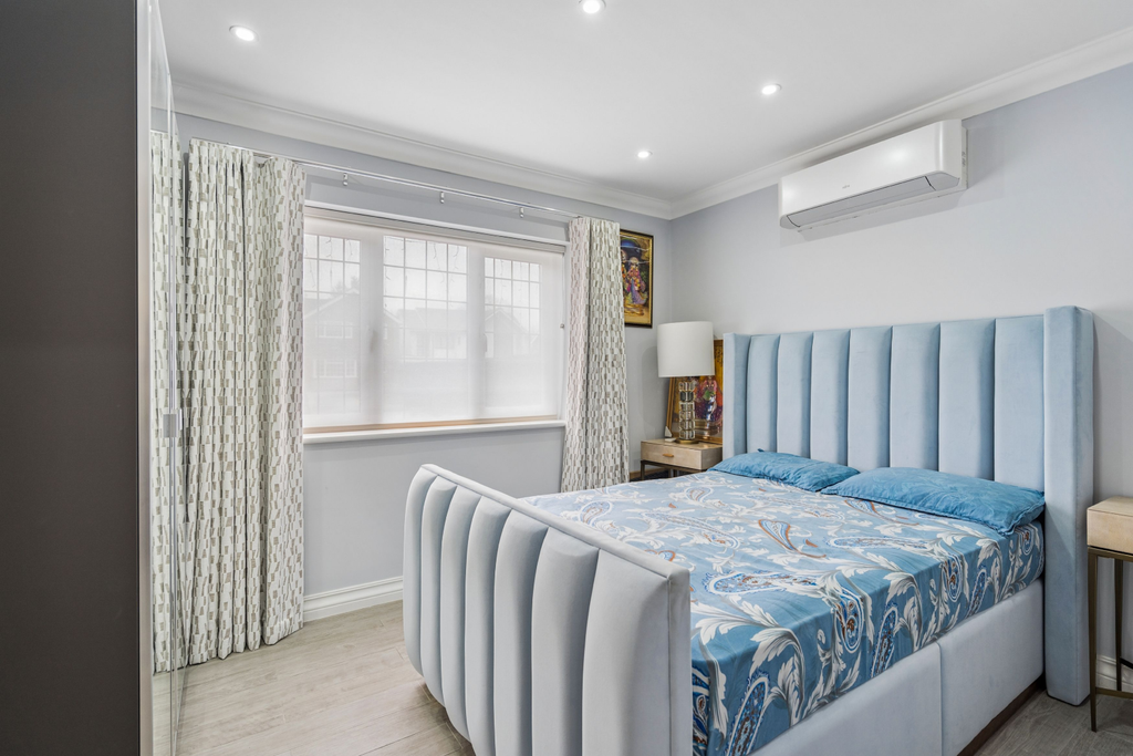 Additional image 19 of 5 bed detached house for saleHeathfield Road, Bushey WD23
