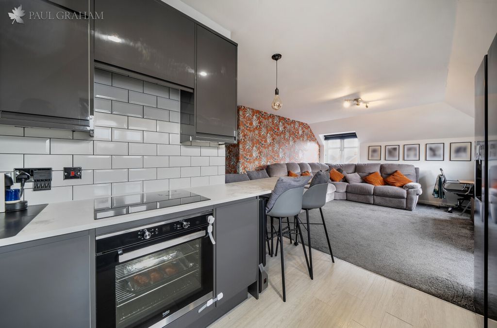 Additional image 9 of 2 bed flat for saleRochester Road, Carshalton SM5