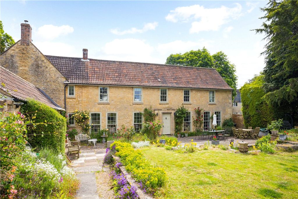 Additional image 21 of 4 bed semi-detached house for saleCastle Street, Calne, Wiltshire SN11
