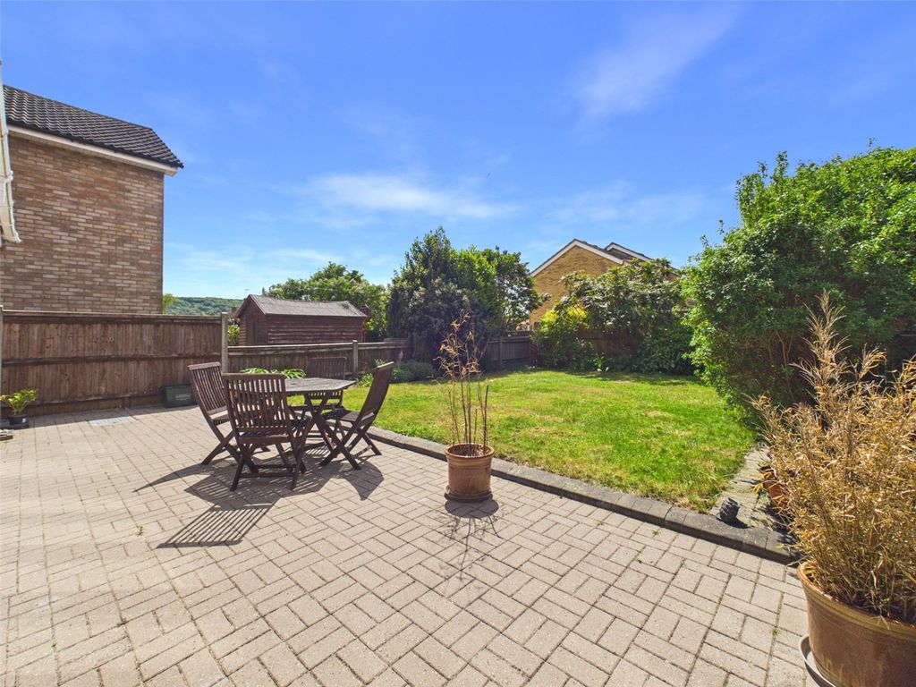 Additional image 25 of 5 bed semi-detached house for saleBeech Road, Chinnor, Oxfordshire OX39