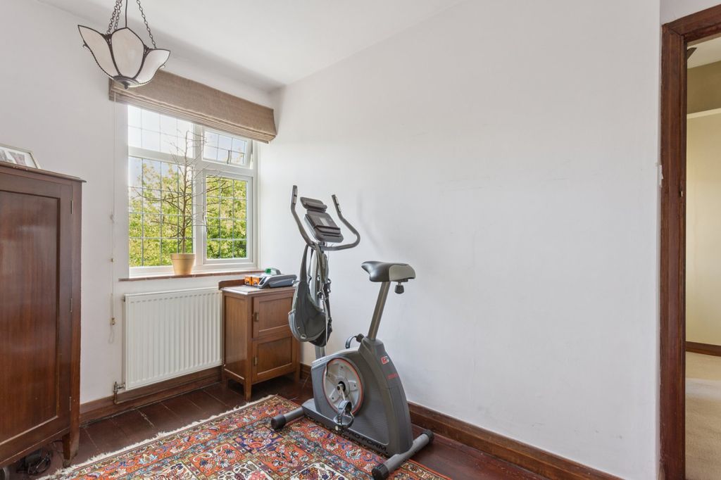 Additional image 21 of 4 bed detached house for saleLowndes Avenue, Chesham, Buckinghamshire HP5