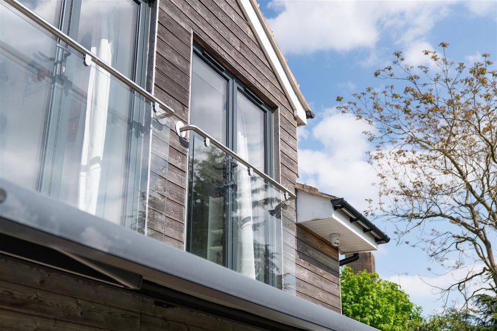 Additional image 74 of 6 bed detached house for saleLansdale House, Riggotts Lane, Walton, Chesterfield S42