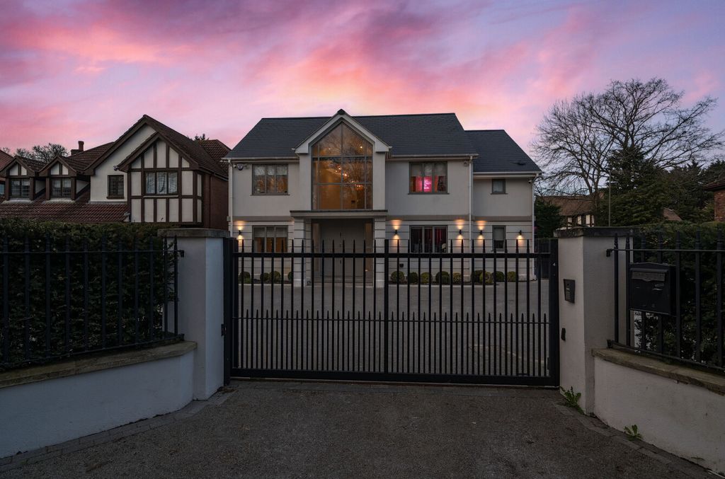 Additional image 32 of 5 bed detached house for saleLeesons Hill, Chislehurst BR7