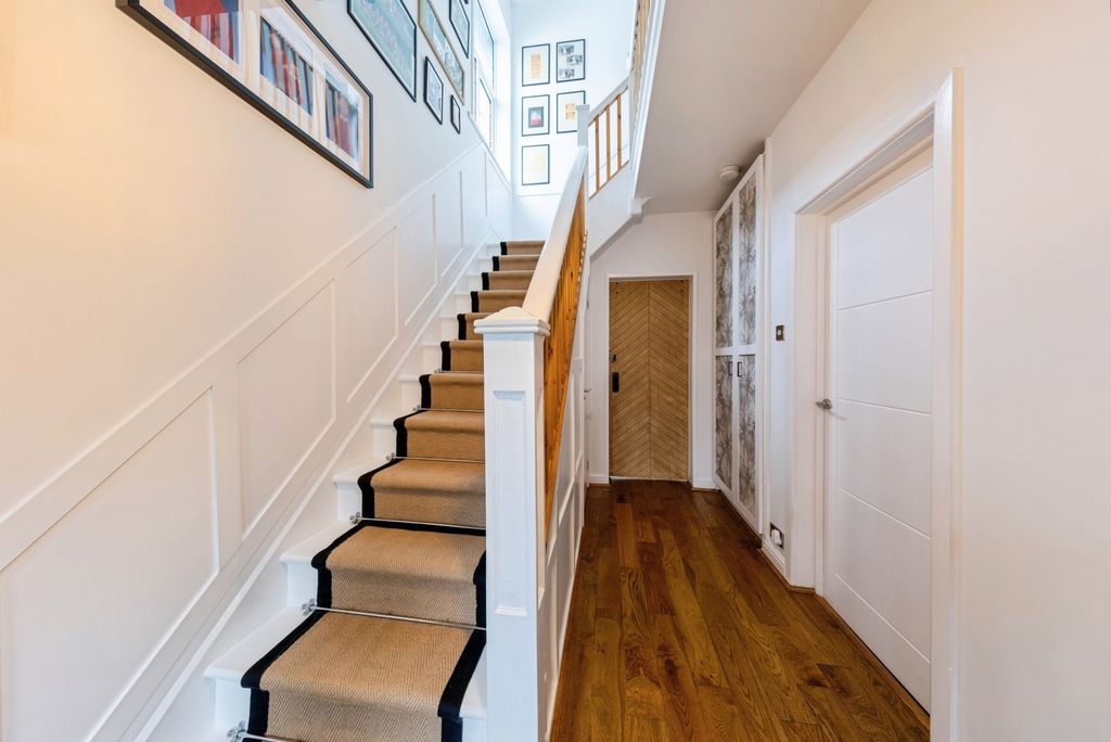Additional image 10 of 4 bed semi-detached house for saleSteele Avenue, Carmarthen, Carmarthenshire SA31