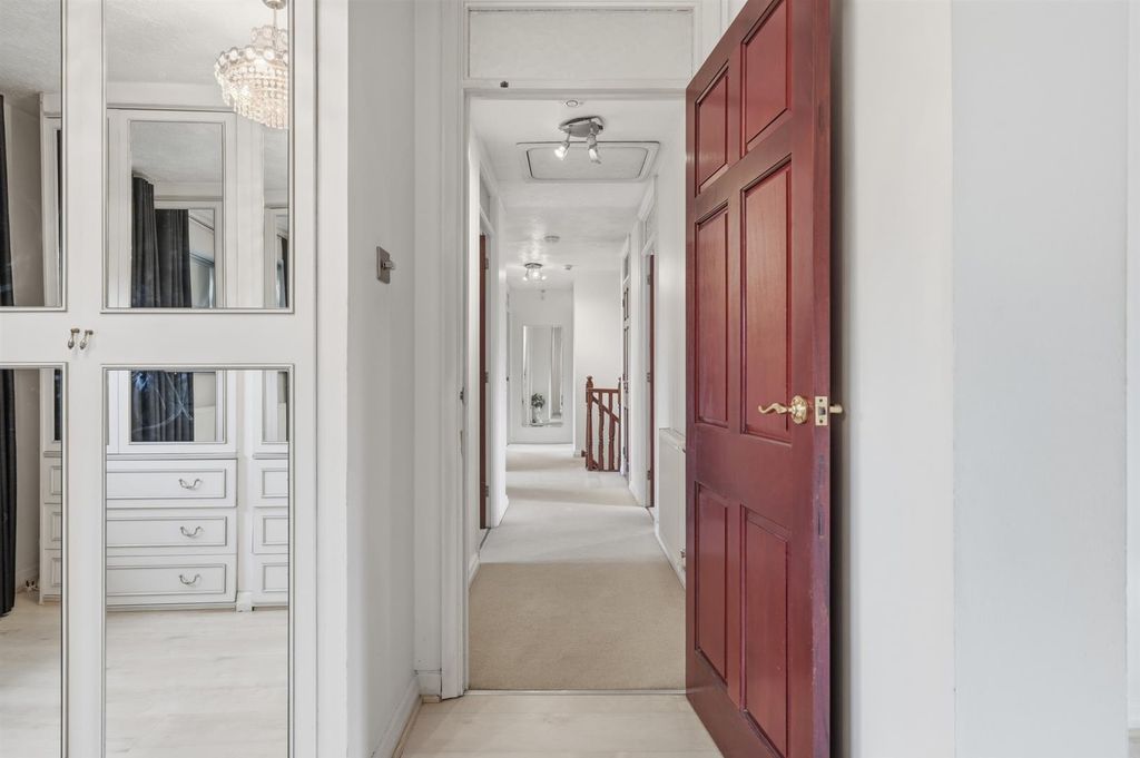 Additional image 51 of 6 bed detached house for saleBromley Lane, Chislehurst BR7