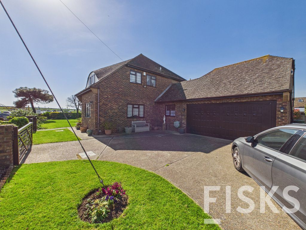 Additional image 30 of 4 bed detached house for saleLeigh Road, Canvey Island SS8
