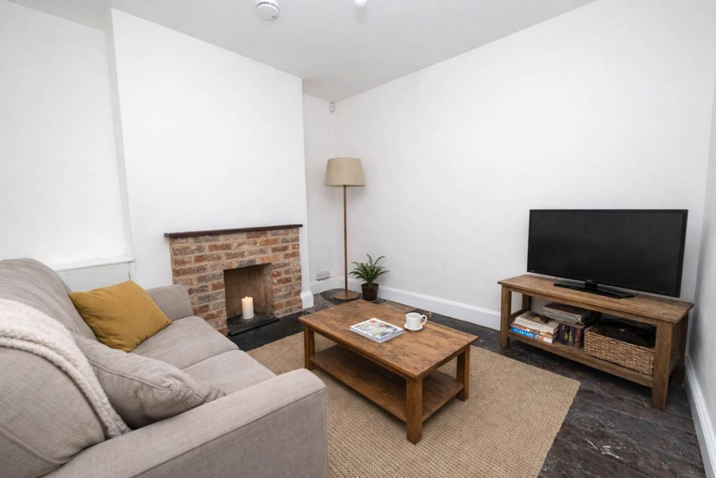 Additional image 2 of 2 bed terraced house for saleWincheap, Canterbury CT1