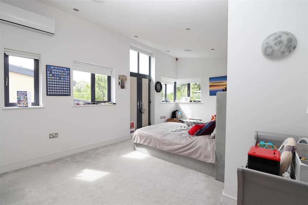 Additional image 19 of 4 bed detached house for saleSandy Lane, Bushey WD23