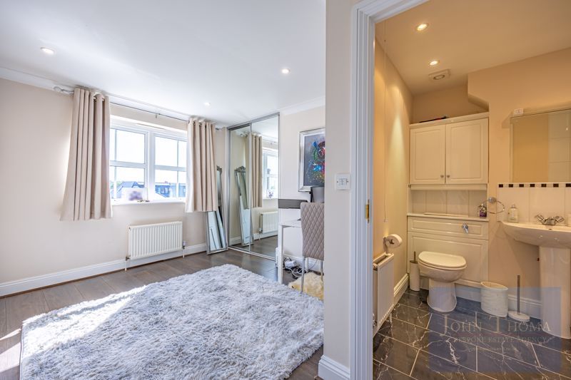 Additional image 5 of 2 bed flat for saleManor Road, Chigwell IG7