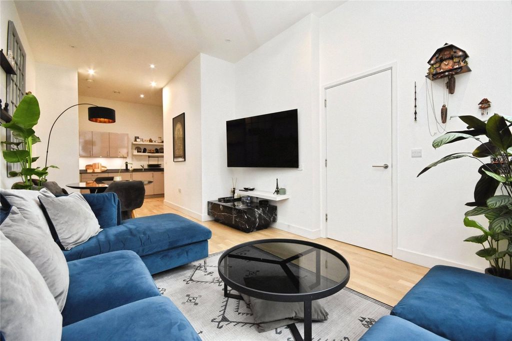 Additional image 13 of 2 bed maisonette for saleBurgess Springs, Chelmsford, Essex CM1