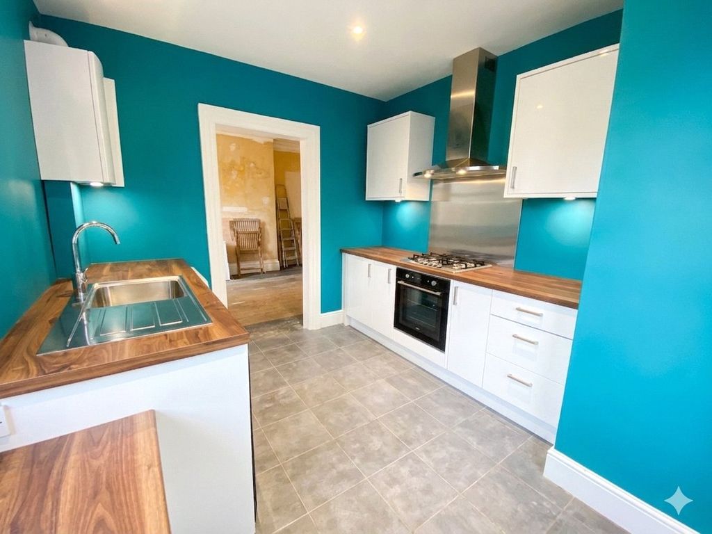 Additional image 6 of 3 bed flat for saleLondon Road, Camberley, Surrey GU15
