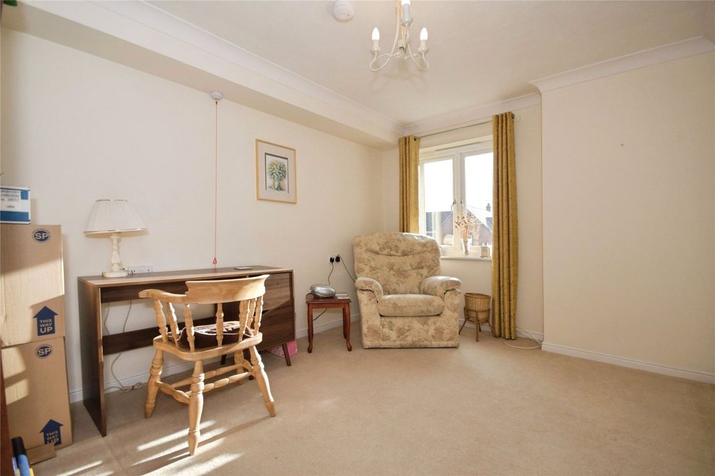 Additional image 8 of 2 bed flat for saleStephenson Court, Chesterfield S40