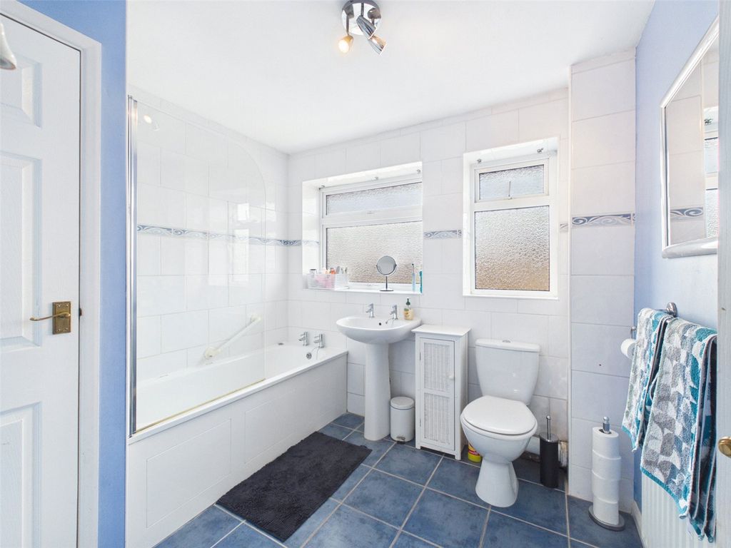 Additional image 16 of 3 bed semi-detached house for saleMiddle Way, Chinnor, Oxfordshire OX39