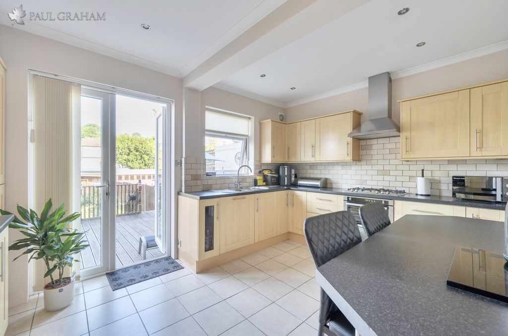 Additional image 5 of 5 bed semi-detached house for saleOxford Road, Carshalton SM5