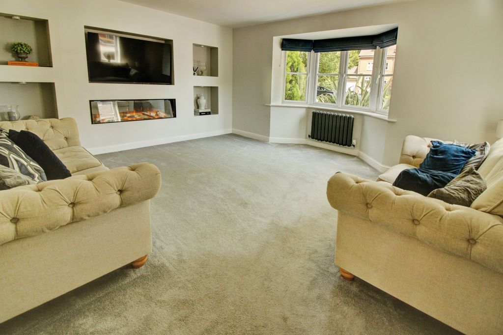 Additional image 5 of 4 bed detached house for saleSelwyn Road, Burntwood WS7