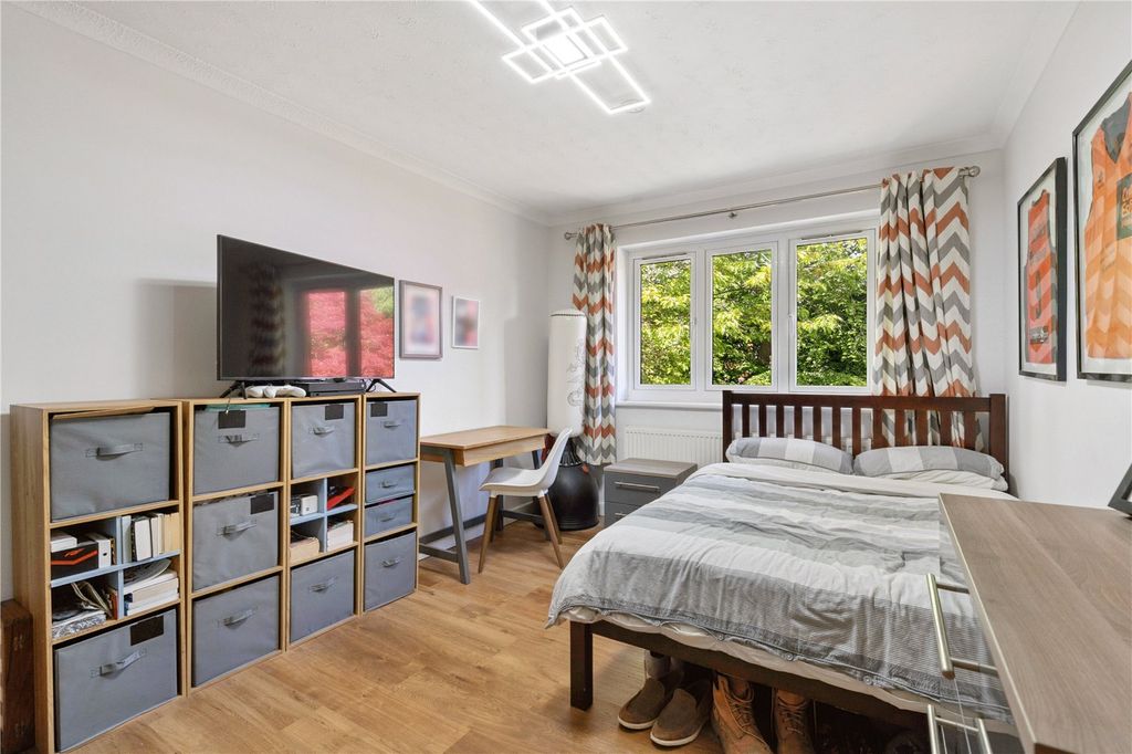 Additional image 24 of 5 bed detached house for saleWaverley Drive, Camberley, Surrey GU15
