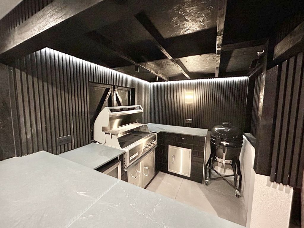 Additional image 31 of 5 bed detached house for salePrior Croft Close, Camberley GU15