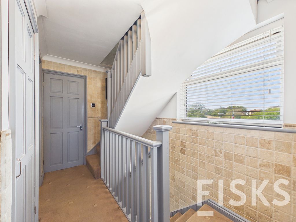 Additional image 16 of 4 bed detached house for saleThorney Bay Road, Canvey Island SS8