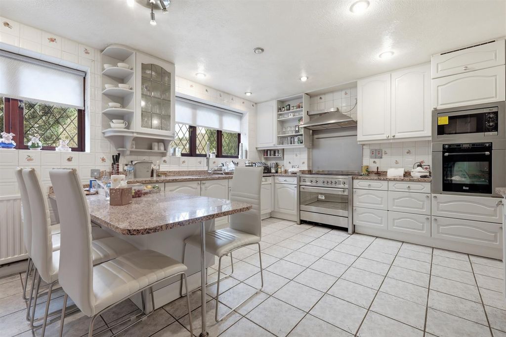 Additional image 21 of 6 bed detached house for saleBromley Lane, Chislehurst BR7