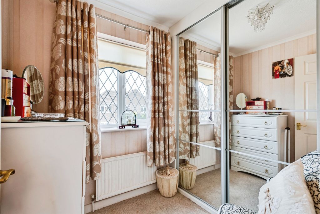 Additional image 10 of 4 bed link detached house for saleThe Maples, Carterton OX18