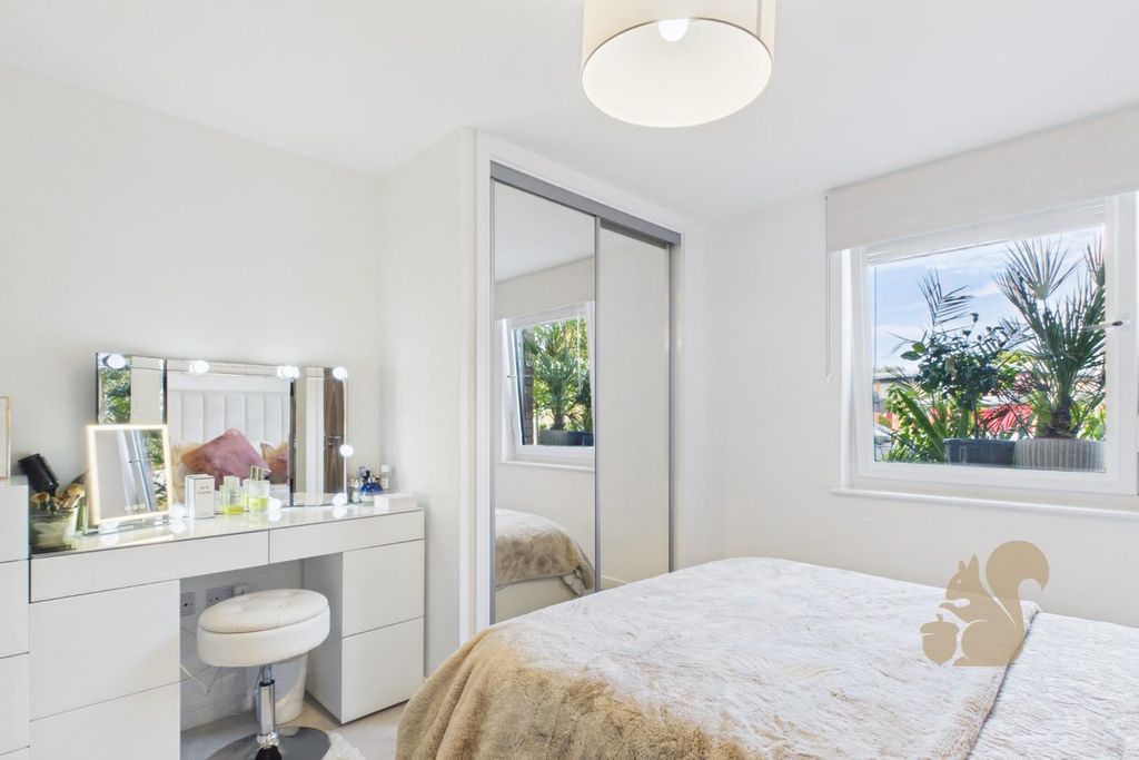 Additional image 12 of 2 bed flat for saleVictoria Road, Chelmsford CM1