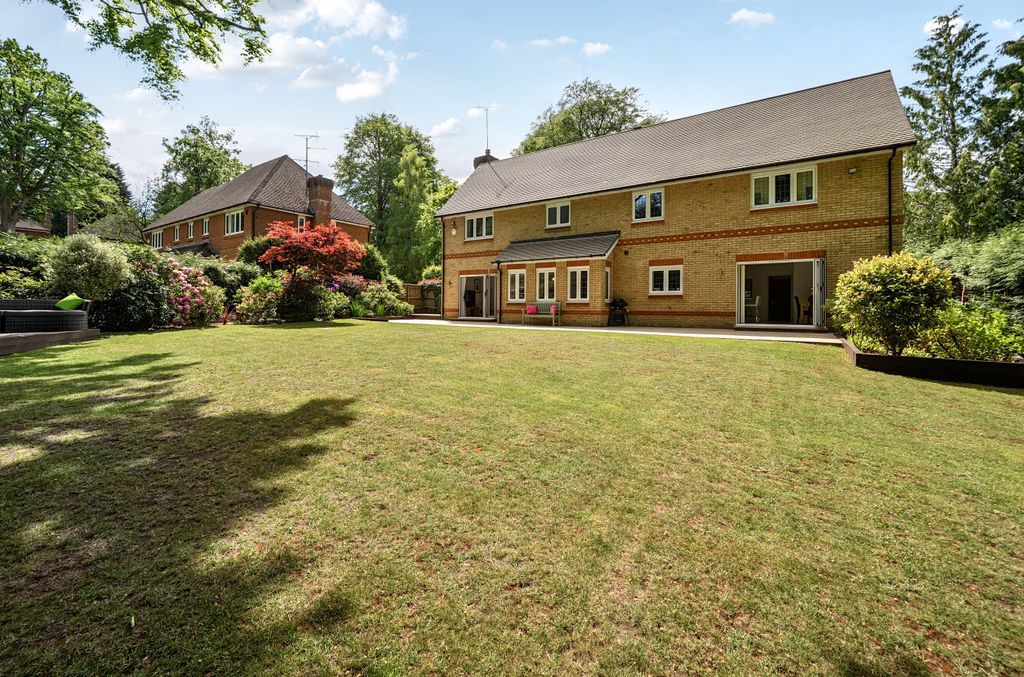 Additional image 25 of 5 bed detached house for saleGolf Drive, Camberley, Surrey GU15