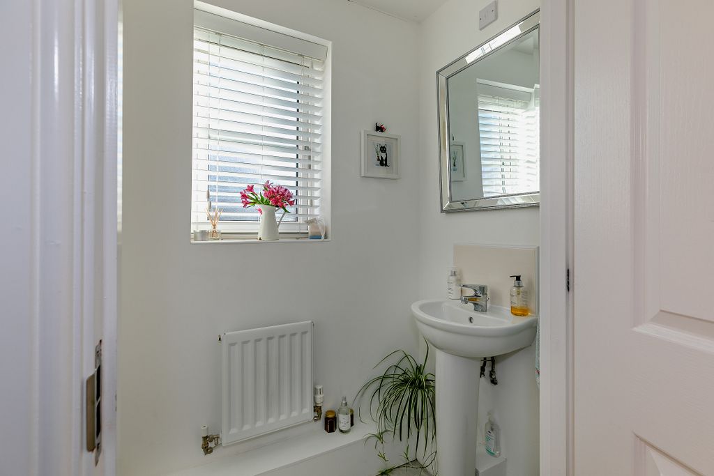 Additional image 8 of 4 bed link detached house for saleRiverside Way, Castleford, West Yorkshire WF10