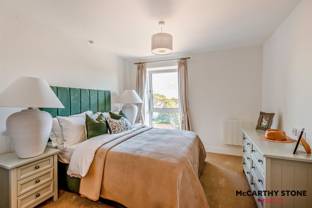Additional image 5 of 2 bed flat for saleMiami House, Princes Road, Chelmsford, Essex CM2