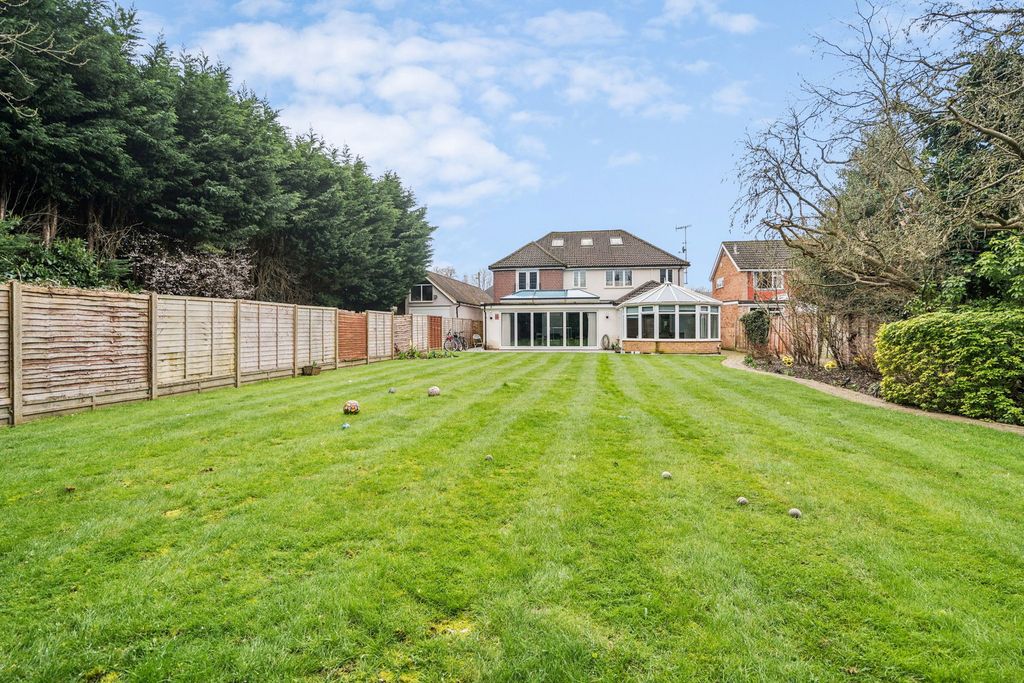 Additional image 9 of 5 bed detached house for saleHeathfield Road, Bushey WD23