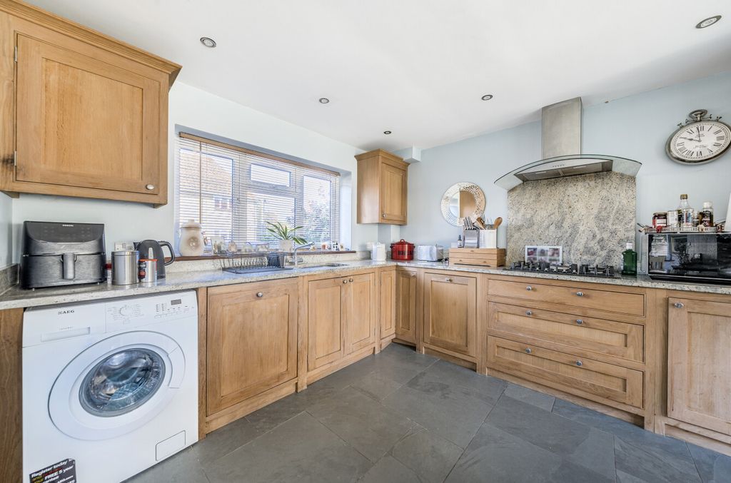 Additional image 5 of 4 bed detached house for saleAshcroft Gardens, Cirencester, Gloucestershire GL7