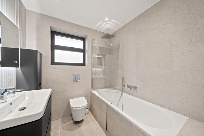 Additional image 27 of 4 bed link detached house for salePrinces Avenue, Carshalton Beeches SM5