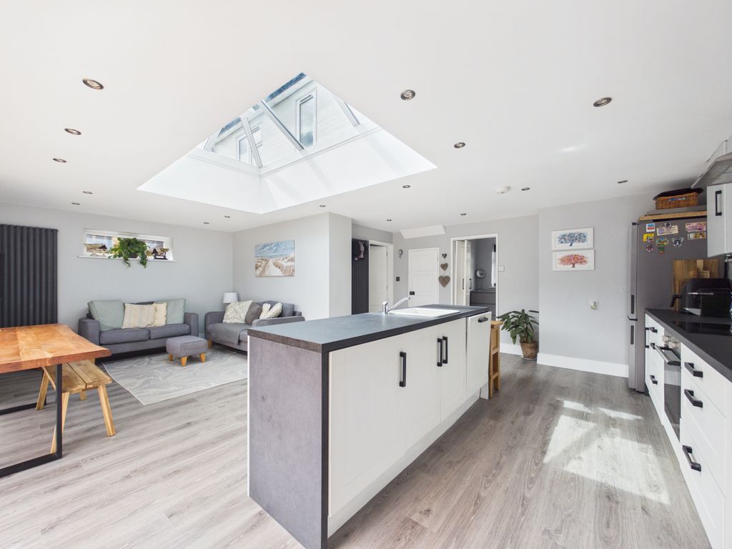 Additional image 5 of 3 bed semi-detached house for saleGlimbers Grove, Chinnor, Oxfordshire OX39