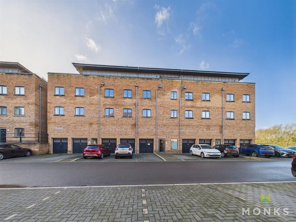 Additional image 11 of 2 bed flat for saleSaffron House, Mill Court, Shrewsbury SY2