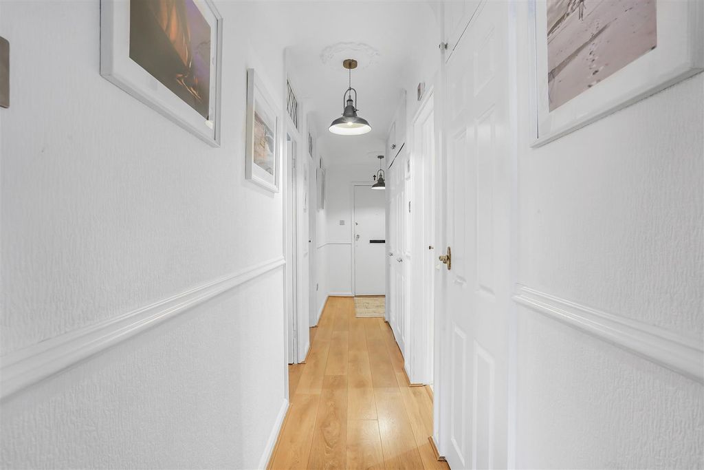 Additional image 11 of 2 bed flat for saleNorth Street, Carshalton SM5