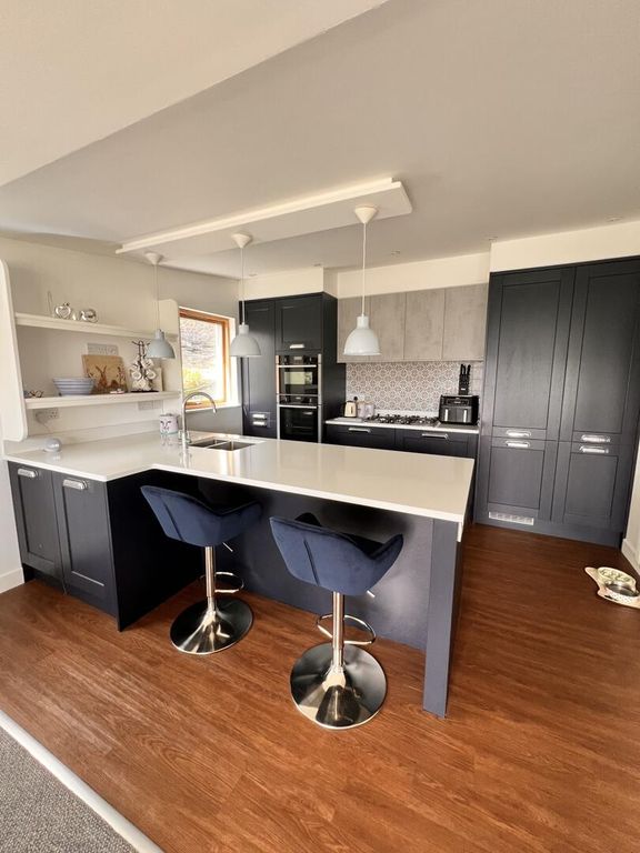 Additional image 2 of 3 bed flat for salePolmorla Road, Wadebridge PL27